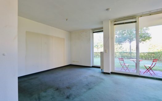 Appartement de deux pièces avec terrasse et place de parking – vendu inoccupé